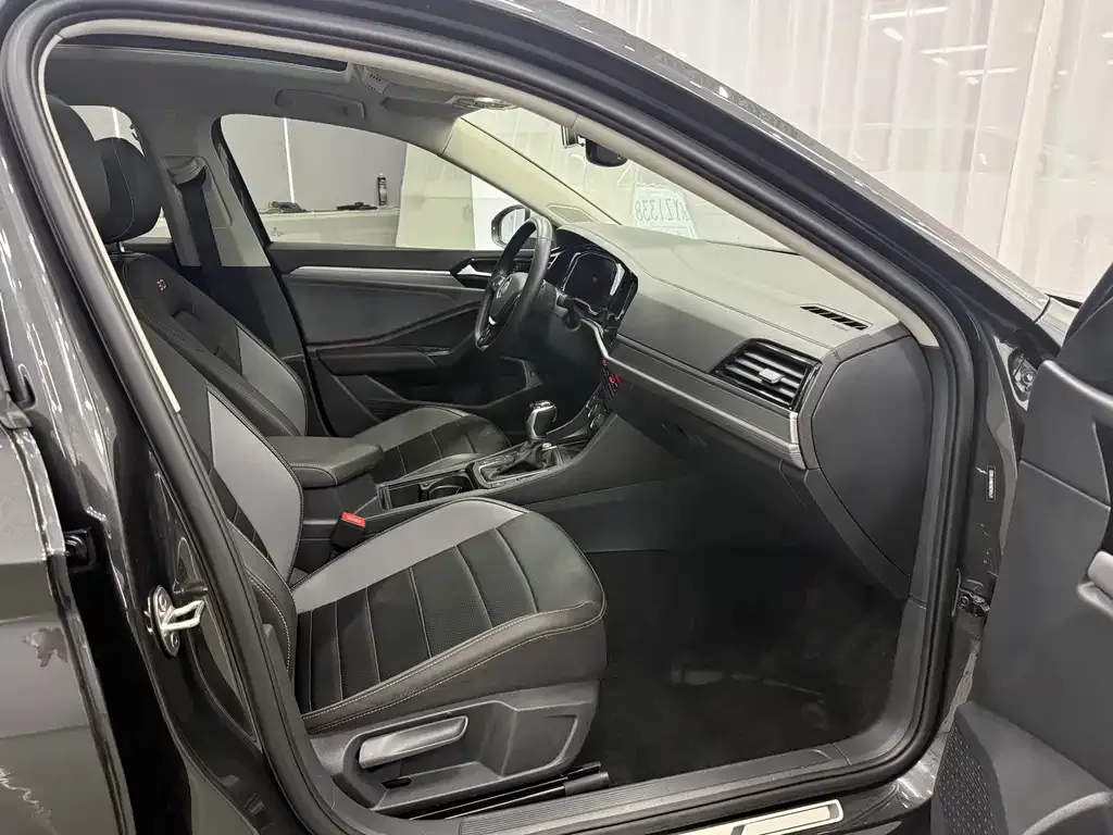 Volkswagen Sagitar 2021 из CN, фото 3