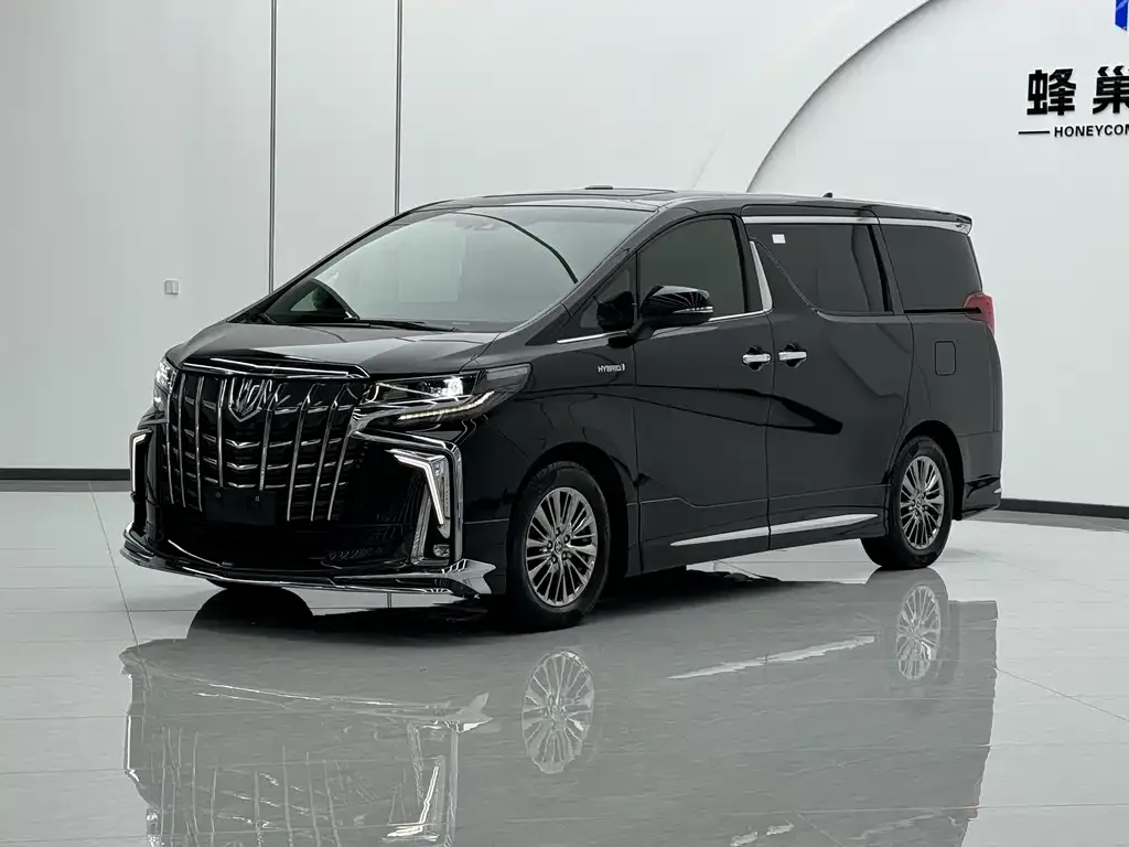 Toyota Alphard 2022 из CN, фото 1