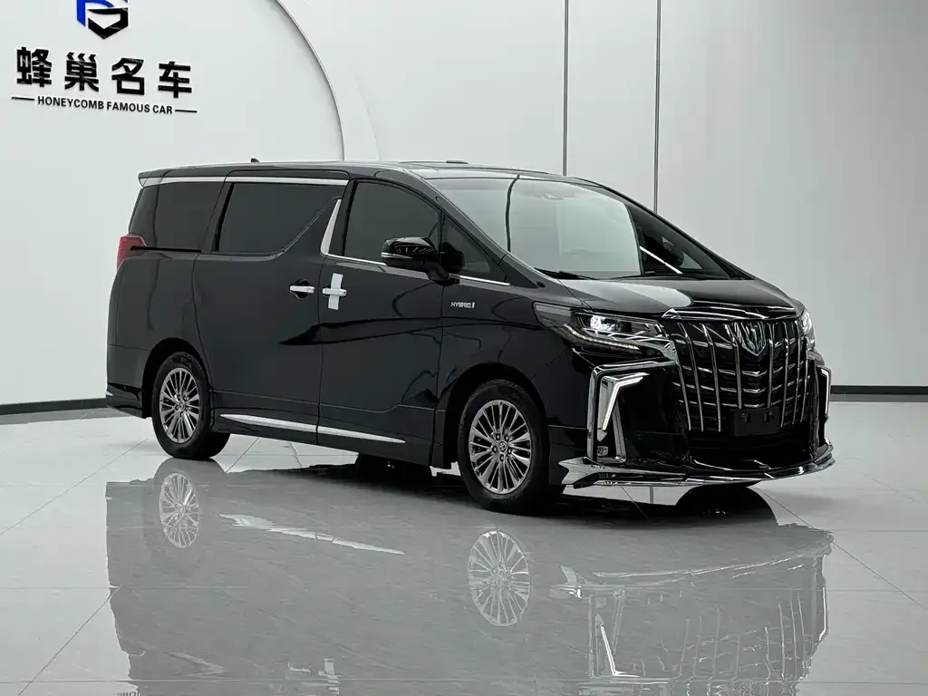Toyota Alphard 2022 из CN, фото 8