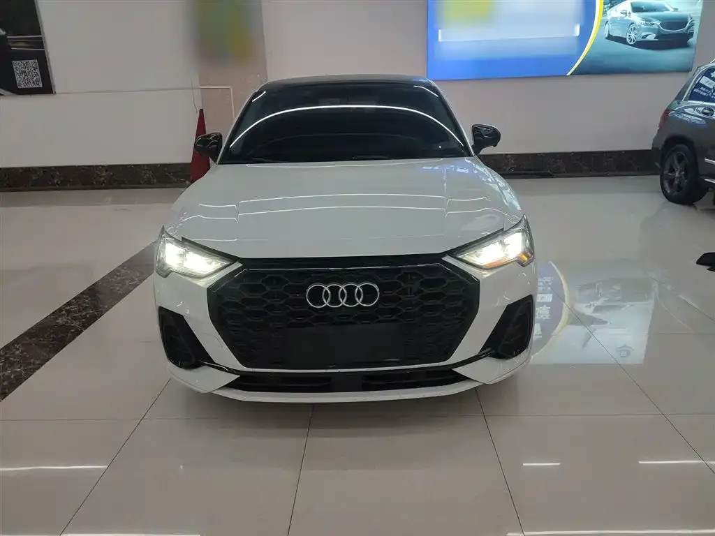 Audi Q3 Sportback 2023 из CN, фото 3