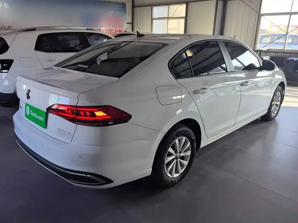 Volkswagen Bora 2024 из CN, фото 7