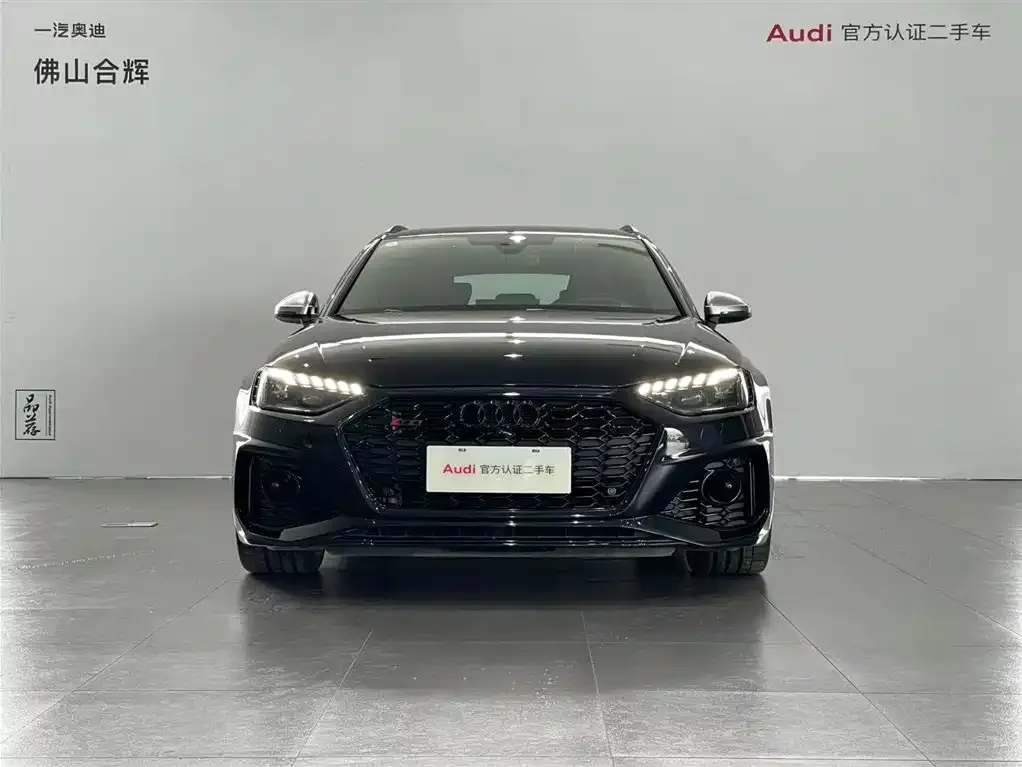 Audi RS 4 — фото 8