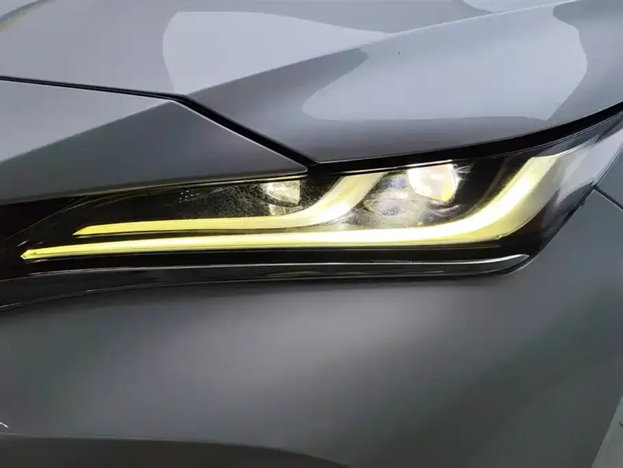 Toyota Harrier 2023 из CN, фото 4