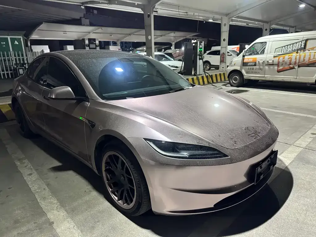 Tesla Model 3 2024 из CN, фото 3