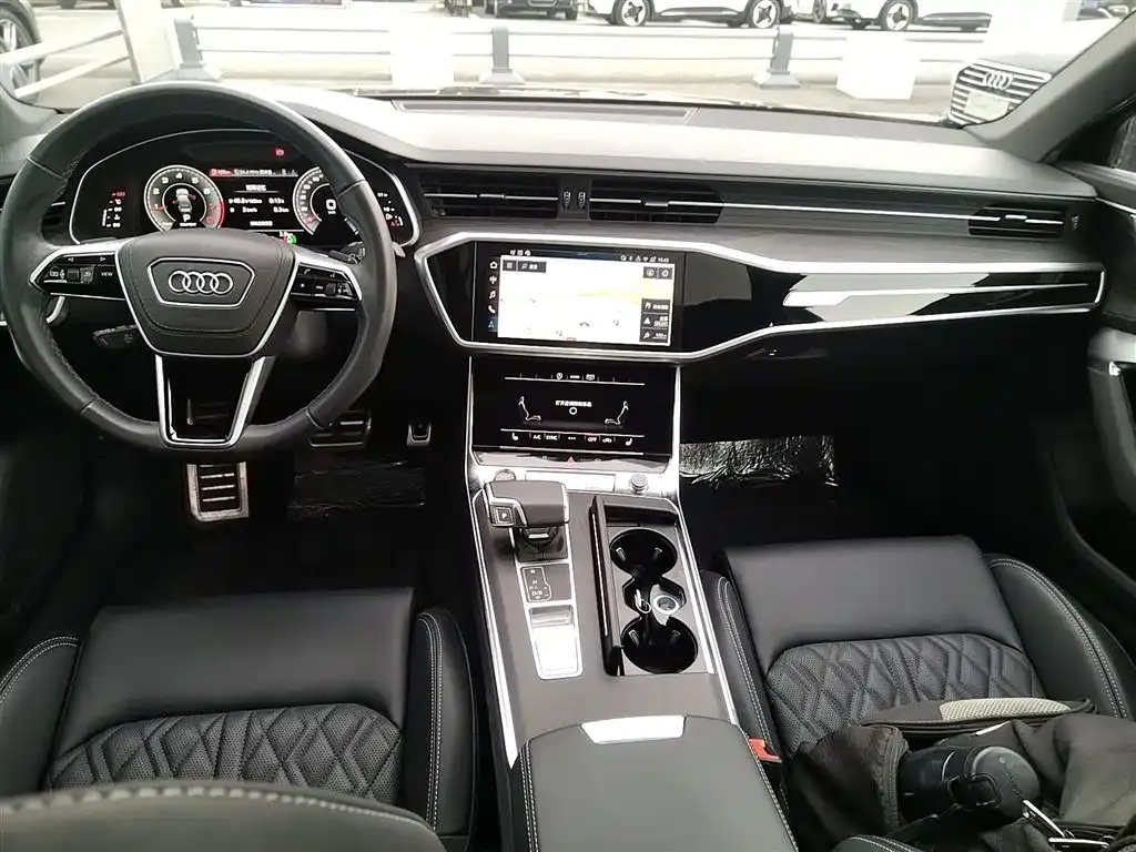 Audi A6L 2025 из CN, фото 8