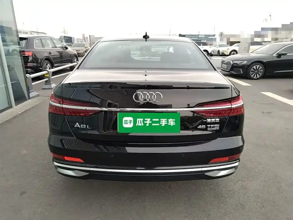 Audi A6L 2025 из CN, фото 9