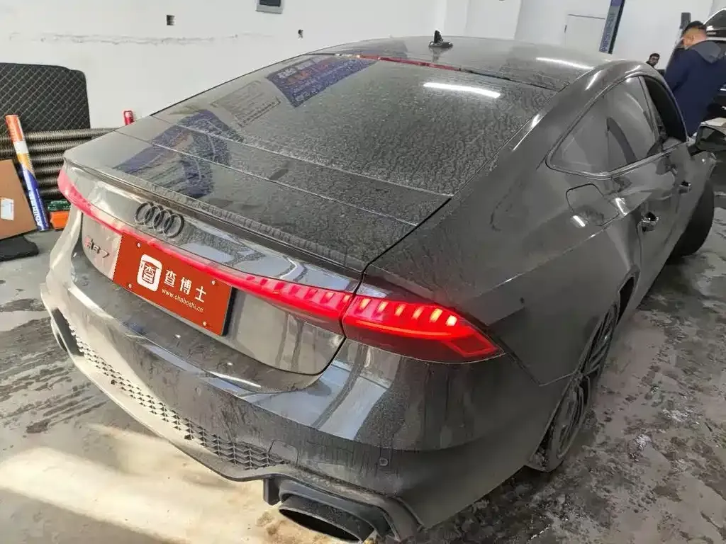 Audi A7 — фото 5