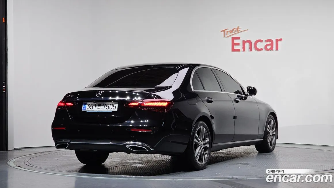 Mercedes-Benz E-Class 2023 из KR, фото 3