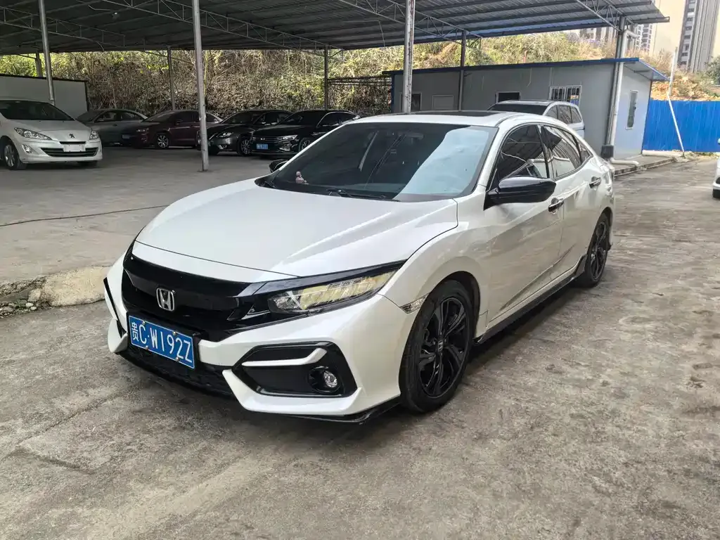 Honda Civic — фото 1