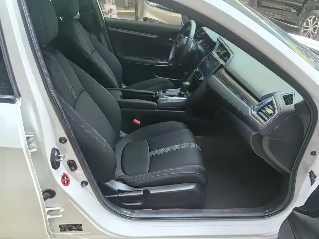 Honda Civic — фото 2