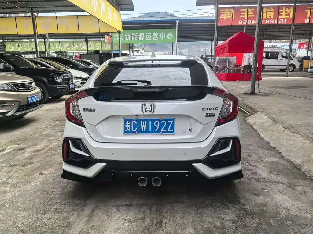 Honda Civic — фото 8
