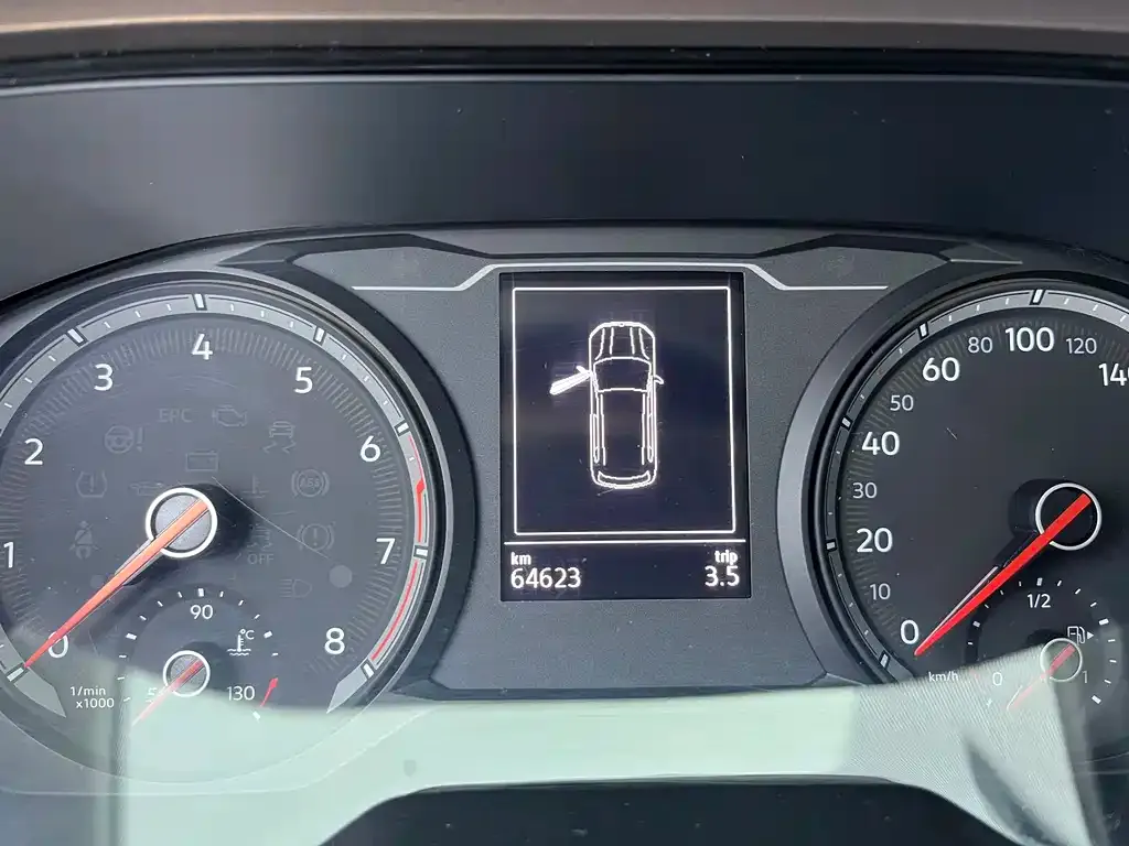 Volkswagen Tharu 2021 из CN, фото 9