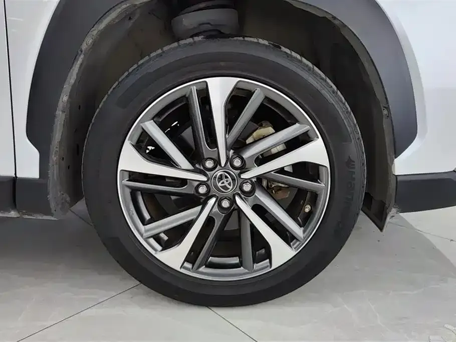 Toyota Frontlander 2022 из CN, фото 6