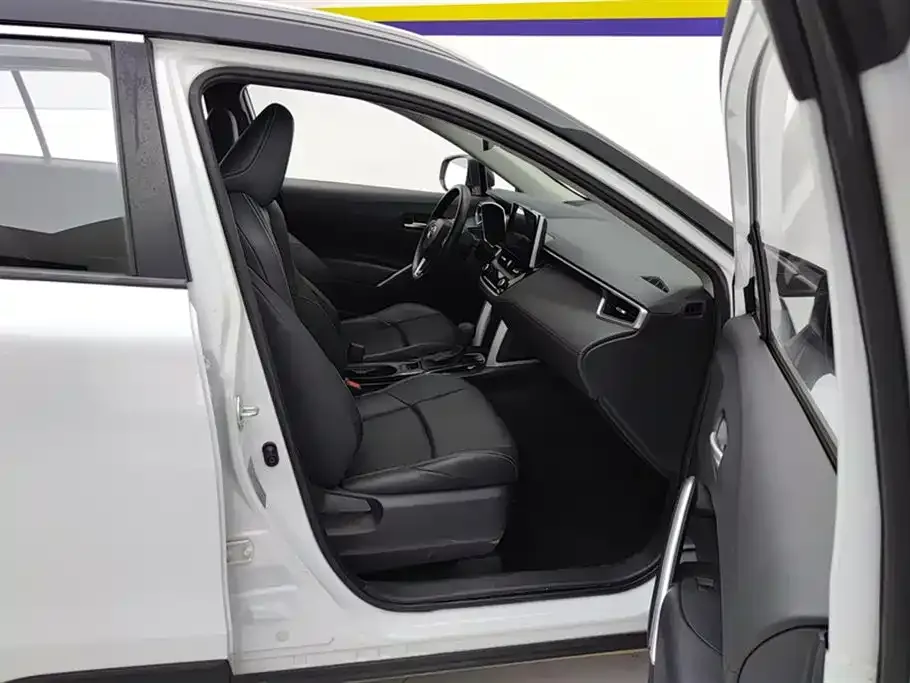 Toyota Frontlander 2022 из CN, фото 8