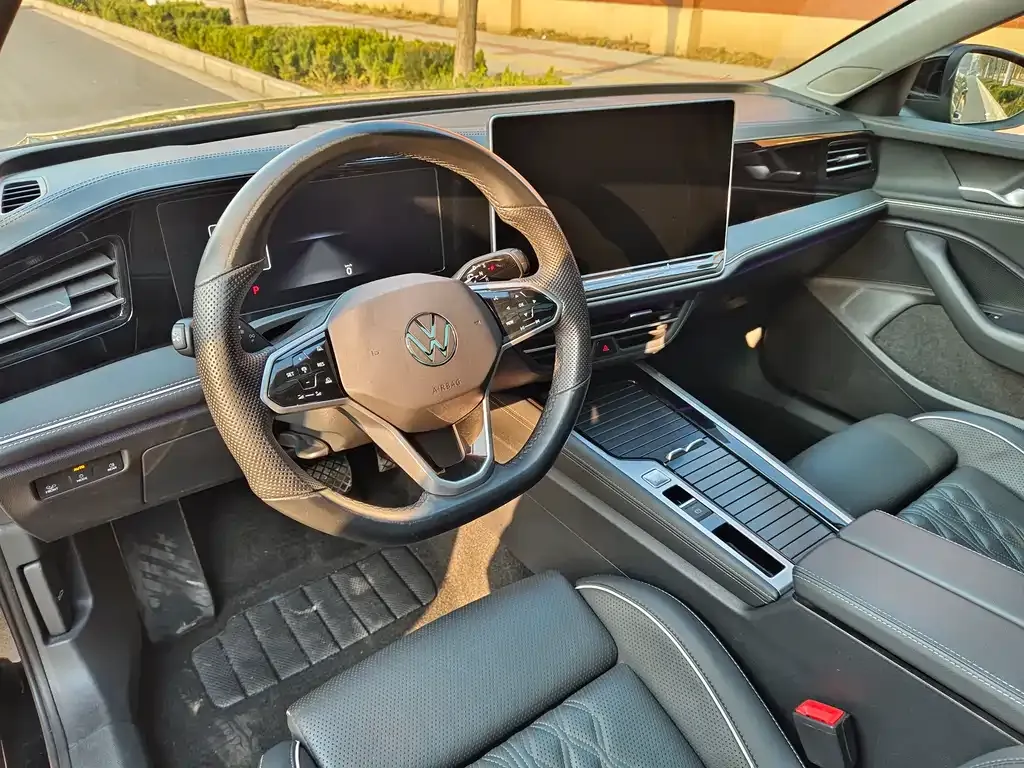 [object Object] Magotan 2024 из CN, фото 6