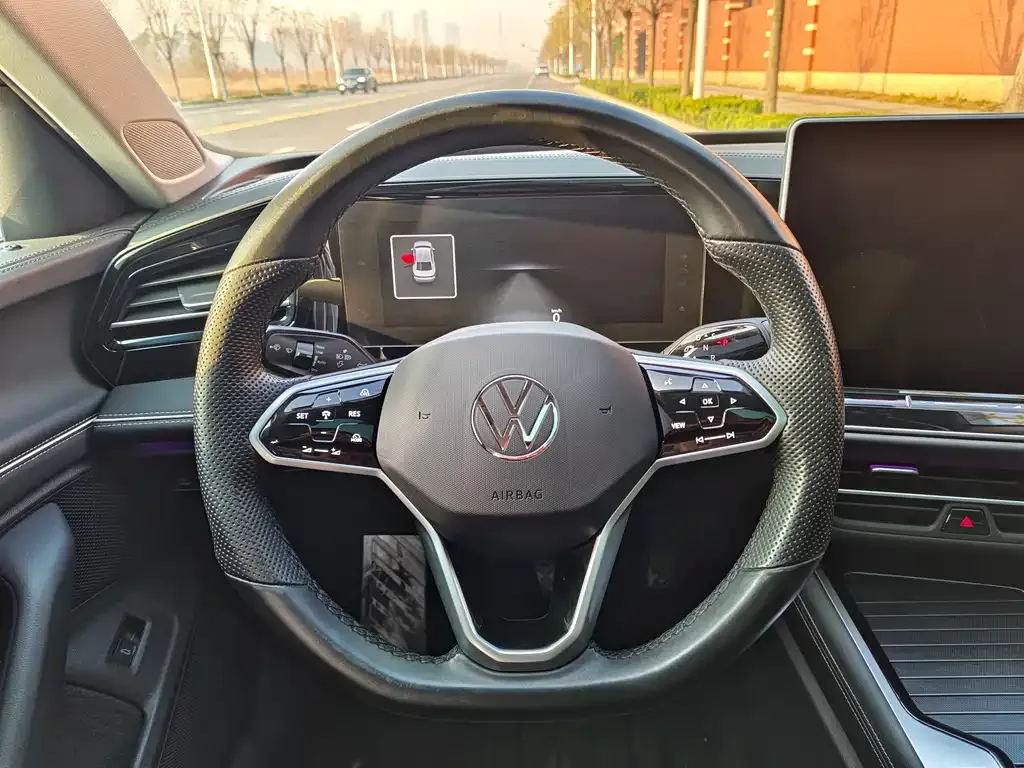 [object Object] Magotan 2024 из CN, фото 7