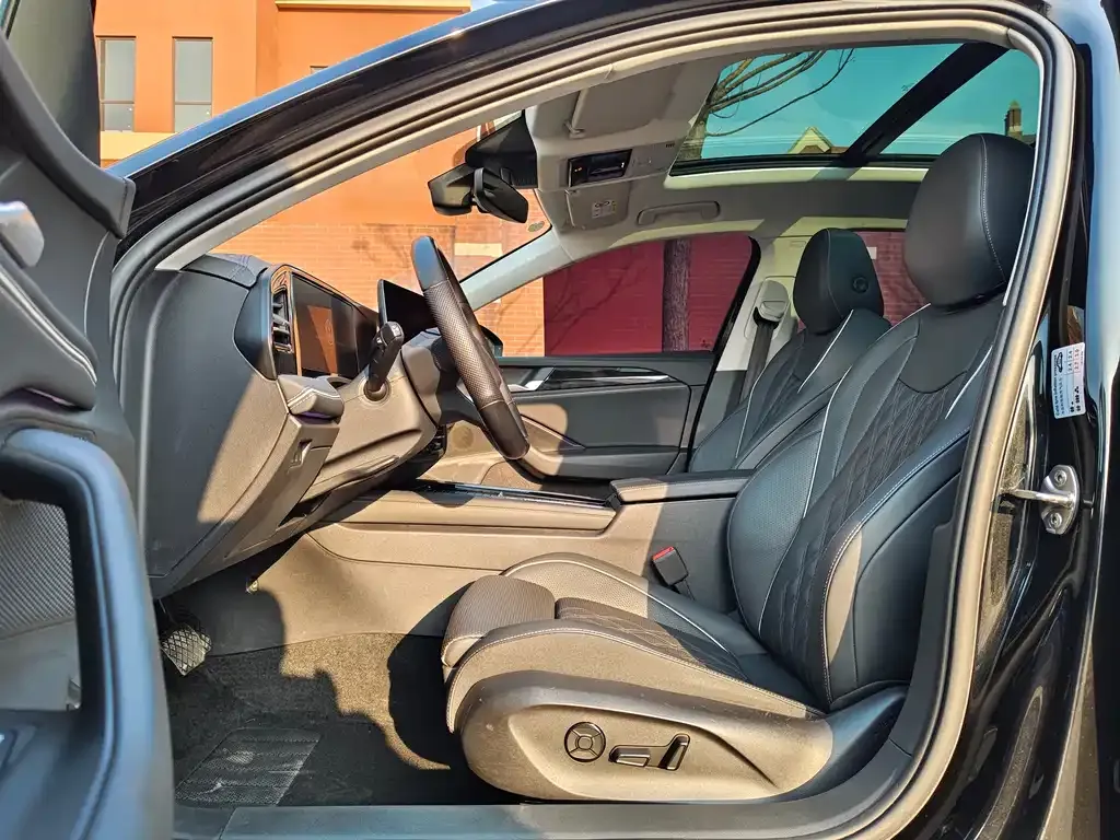 [object Object] Magotan 2024 из CN, фото 9