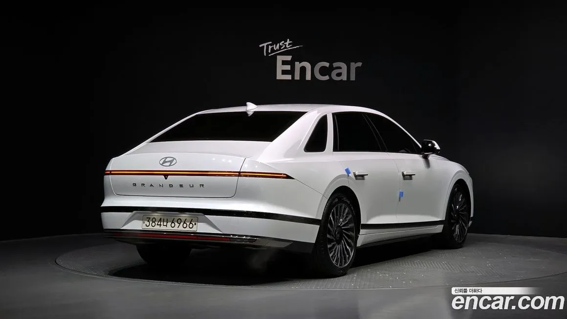 Hyundai Grandeur 2025 из KR, фото 2