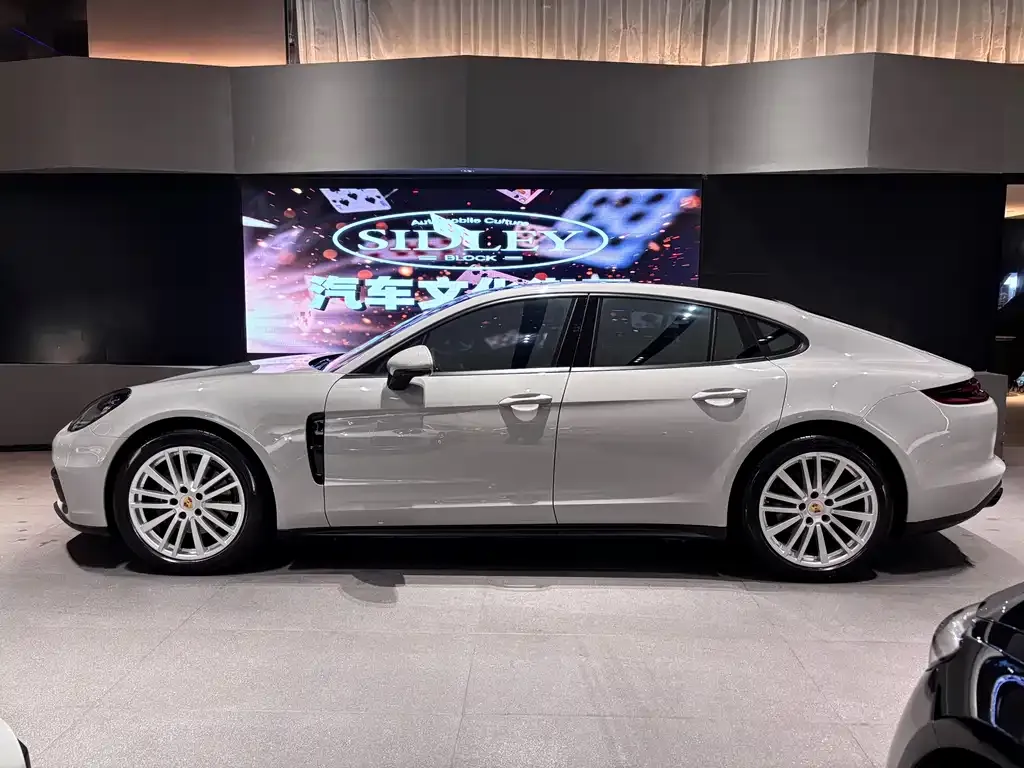 Porsche Panamera 2021 из CN, фото 5