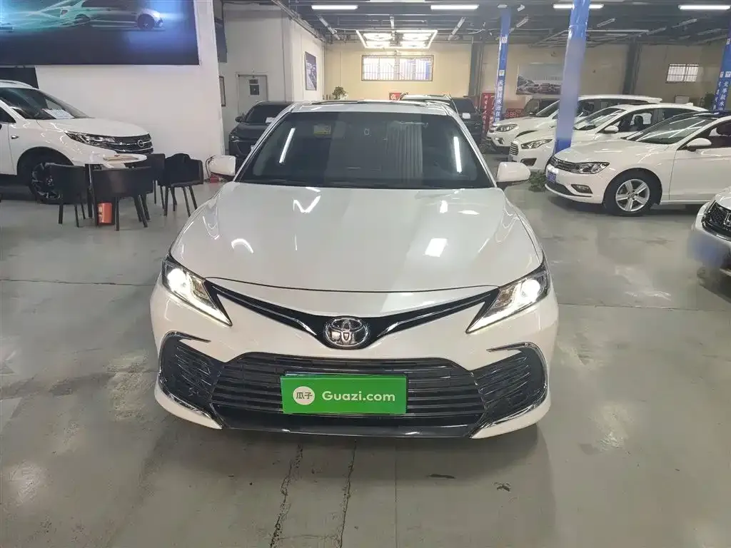 Toyota Camry 2023 из CN, фото 7