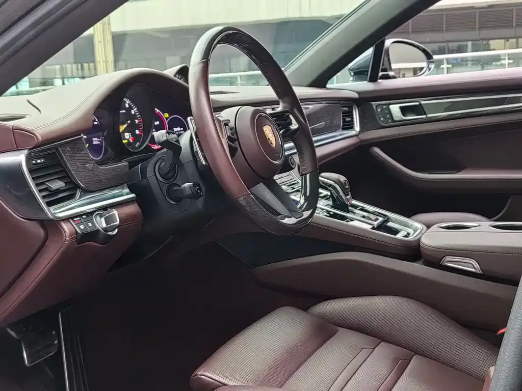 Porsche Panamera Hybrid 2023 из CN, фото 4