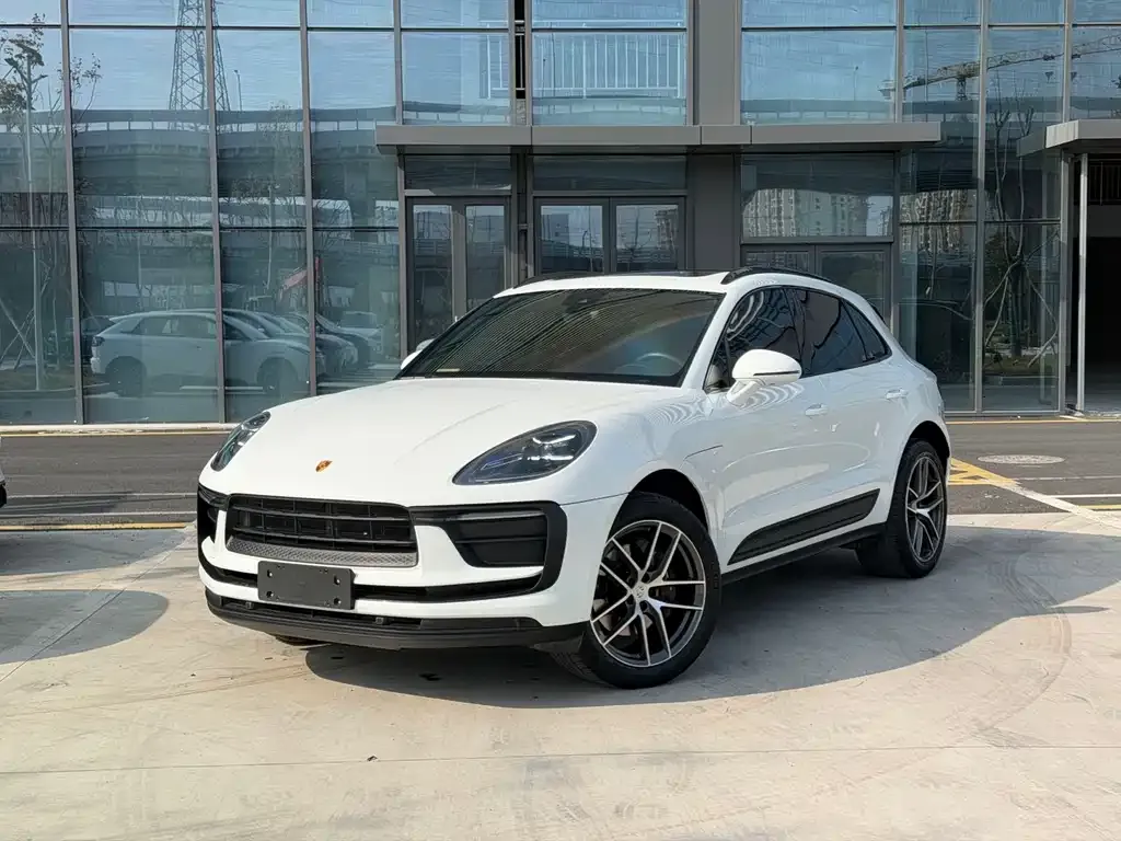 Porsche Macan — фото 1