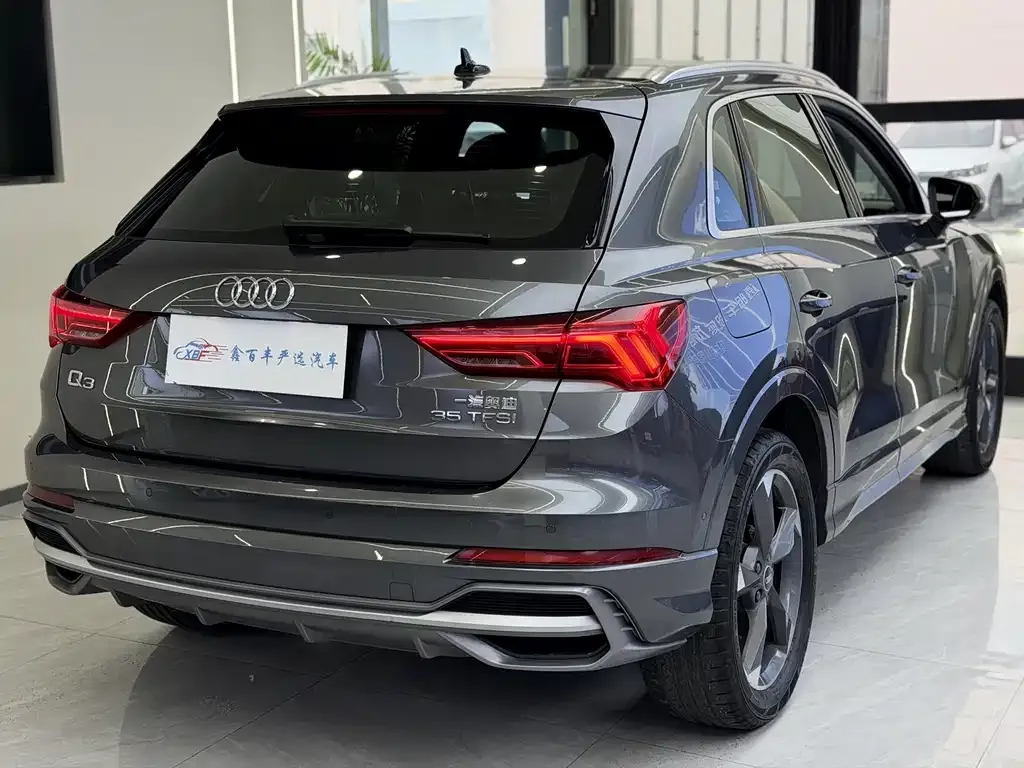 Audi Q3 2023 из CN, фото 10