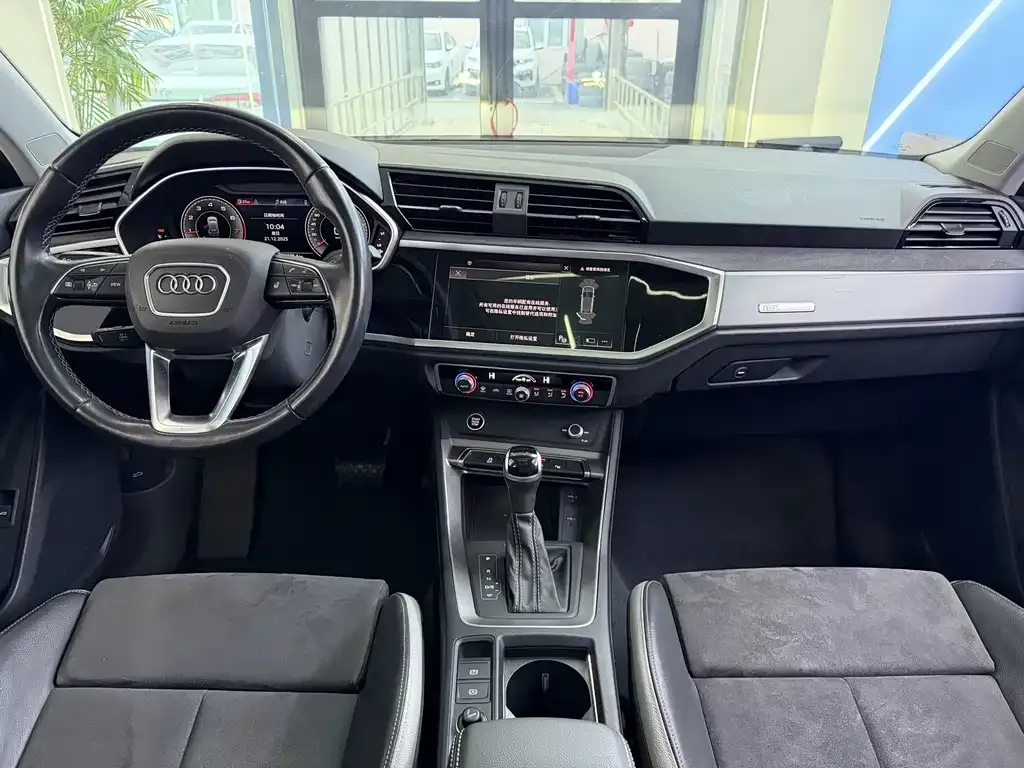 Audi Q3 2023 из CN, фото 6