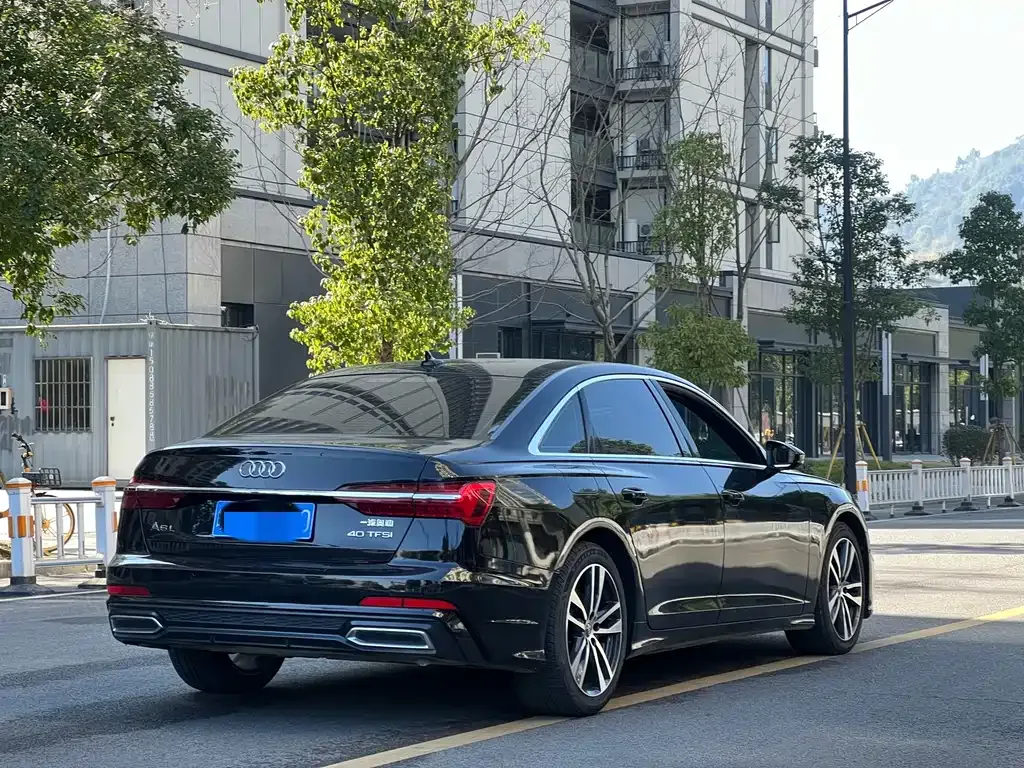 Audi A6L 2021 из CN, фото 9