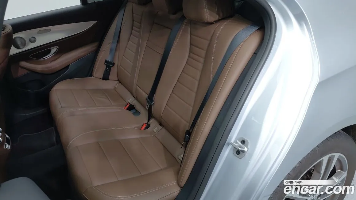 Mercedes-Benz E-Class 2021 из KR, фото 7