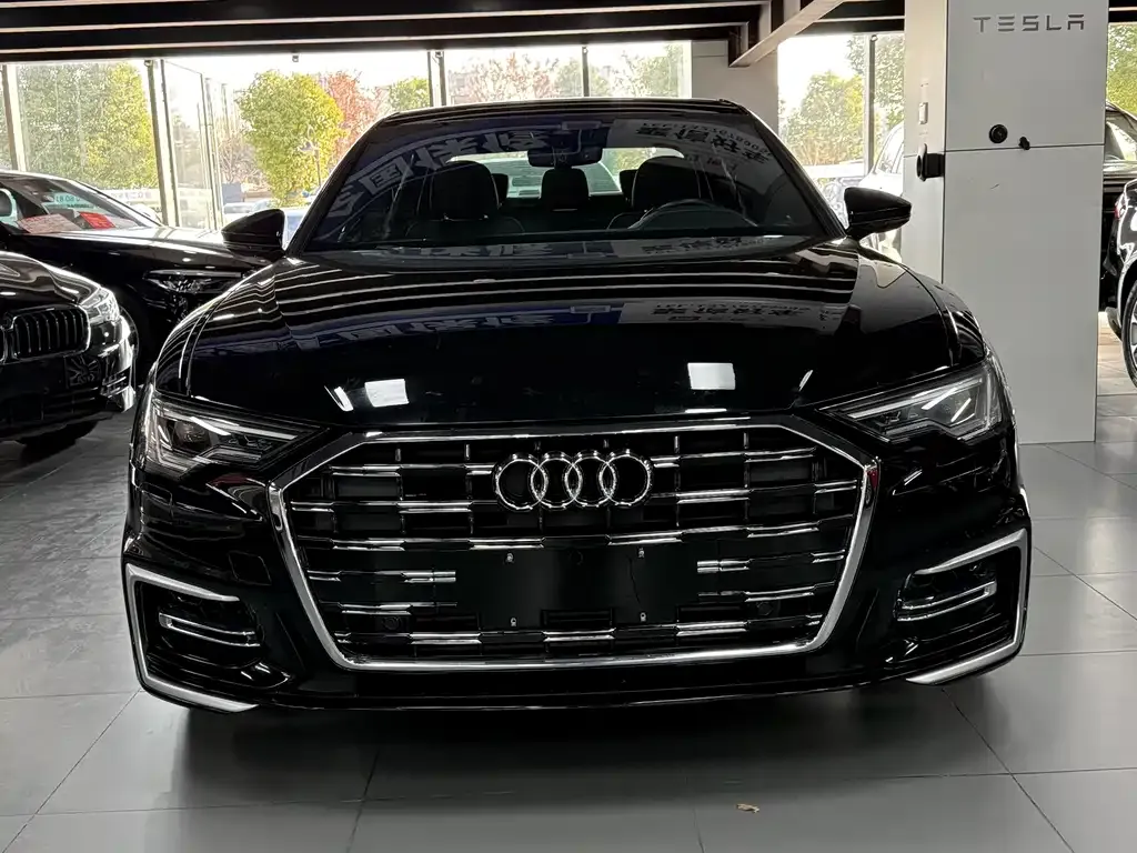 Audi A6L 2023 из CN, фото 2