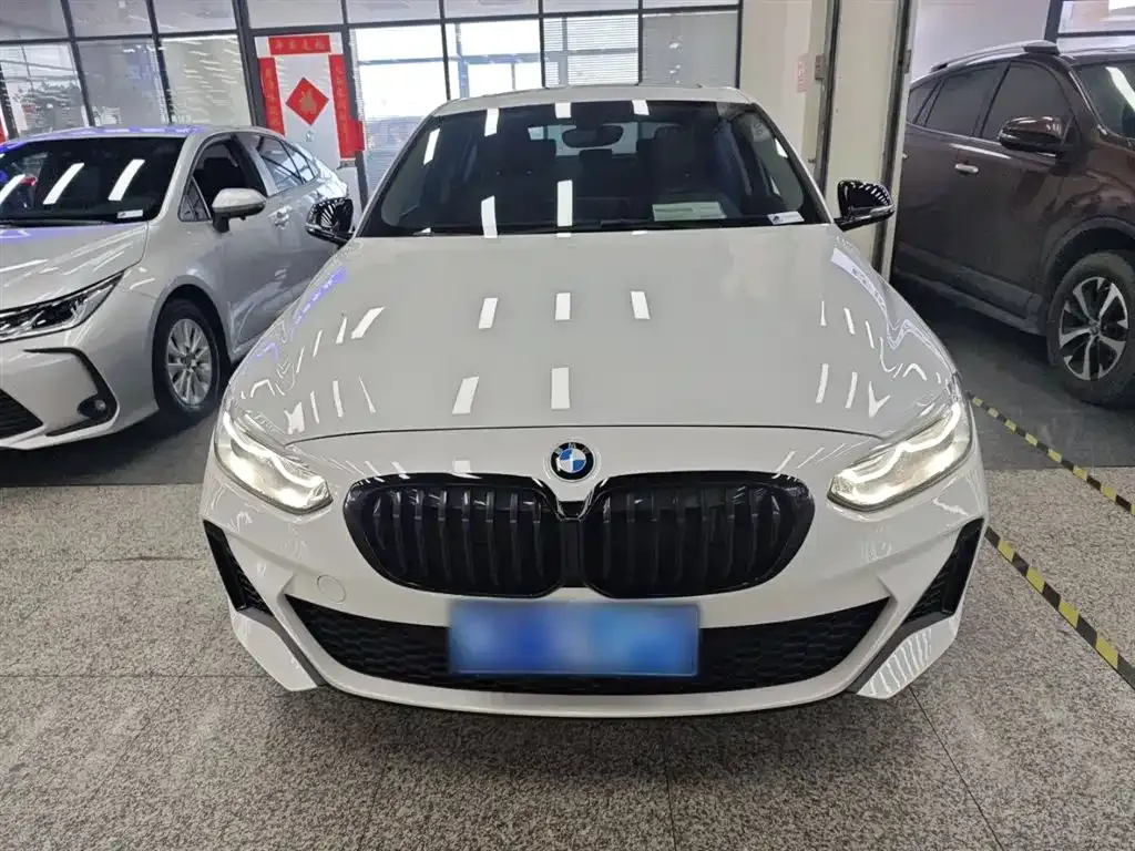 BMW 1 Series 2022 из CN, фото 3