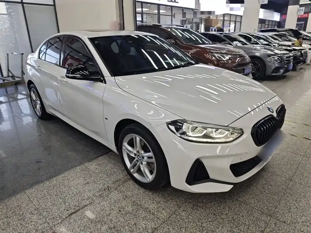 BMW 1 Series 2022 из CN, фото 4