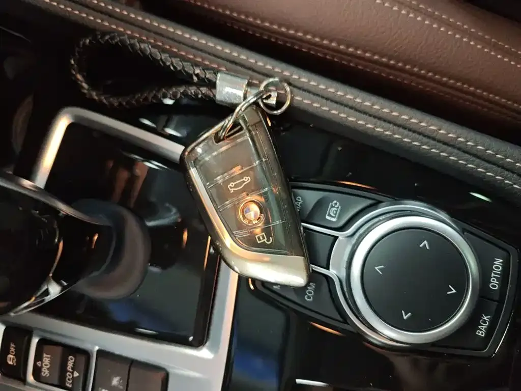 BMW 1 Series 2022 из CN, фото 9