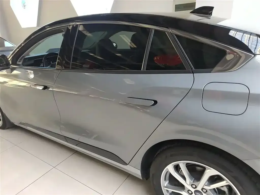 Ford Mondeo 2023 из CN, фото 7