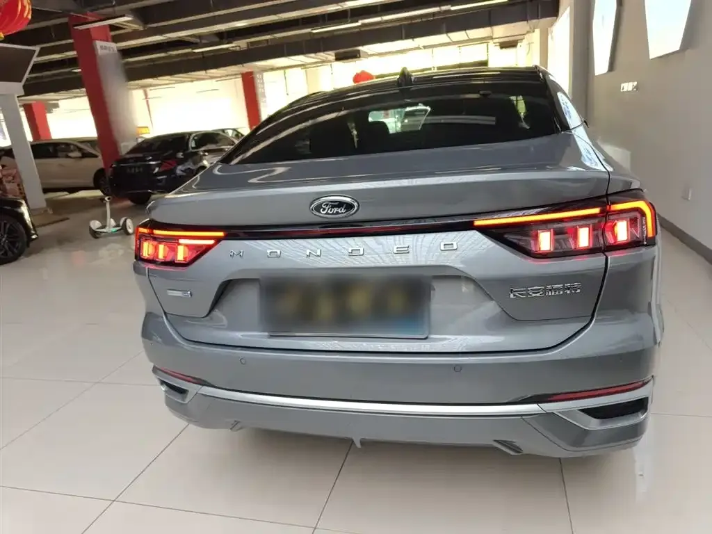 Ford Mondeo 2023 из CN, фото 3