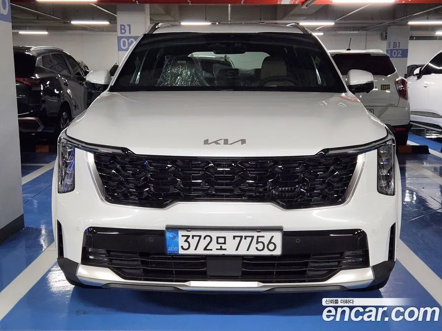 Kia Sorento — фото 1