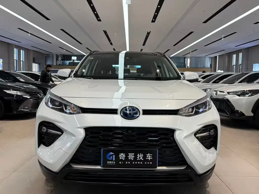 Toyota Wildlander 2023 из CN, фото 2