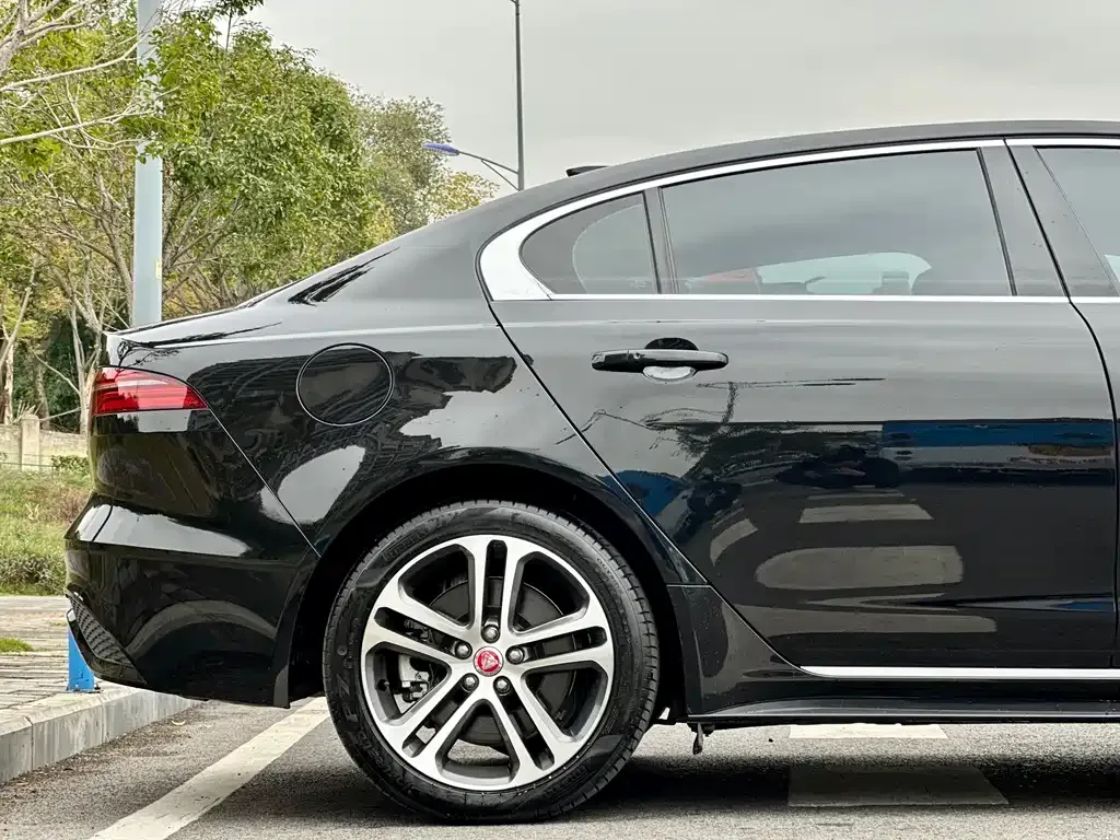 Jaguar XEL 2024 из CN, фото 10