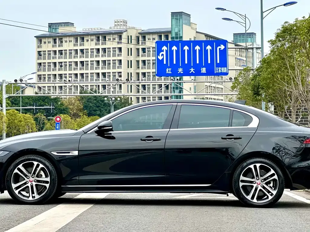Jaguar XEL 2024 из CN, фото 4