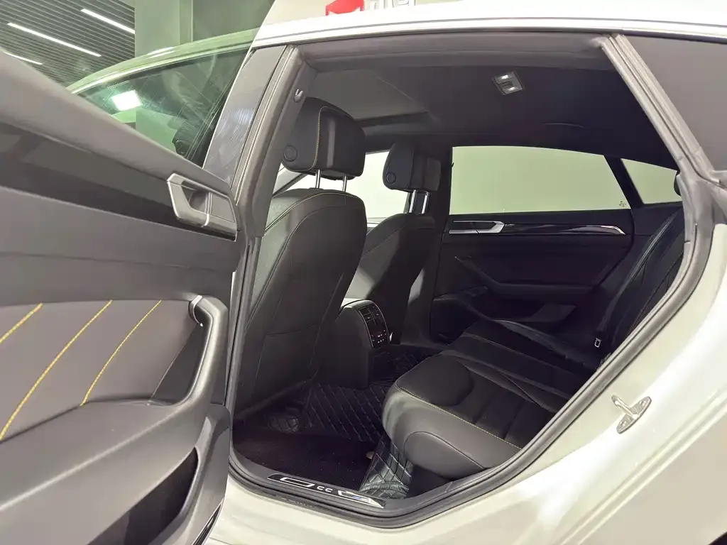 Volkswagen CC 2021 из CN, фото 5