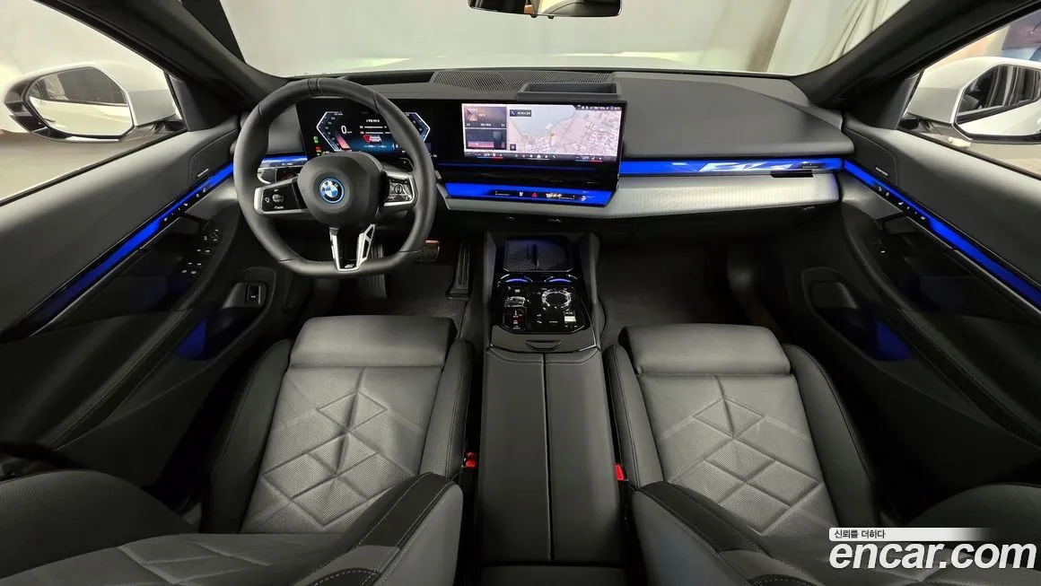 BMW 5-Series 2025 из KR, фото 7