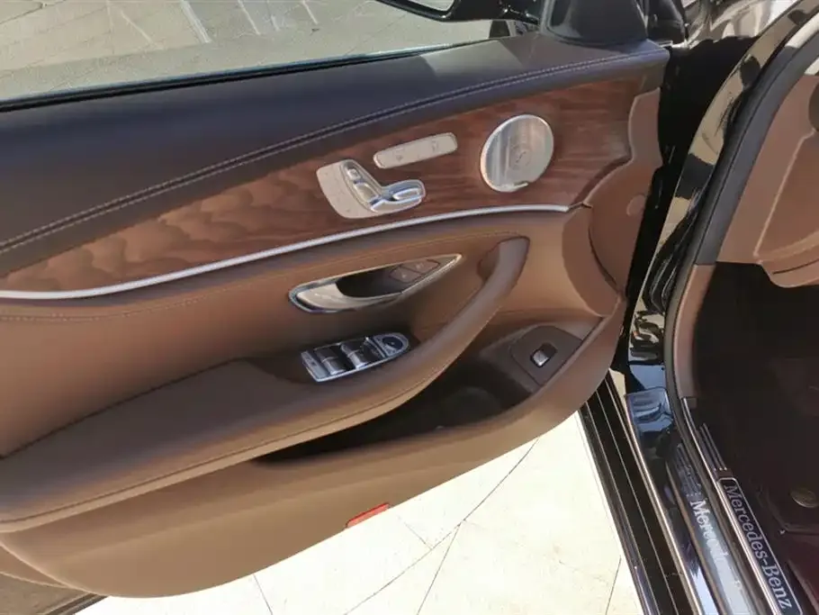 Mercedes-Benz E-Class 2023 из CN, фото 6