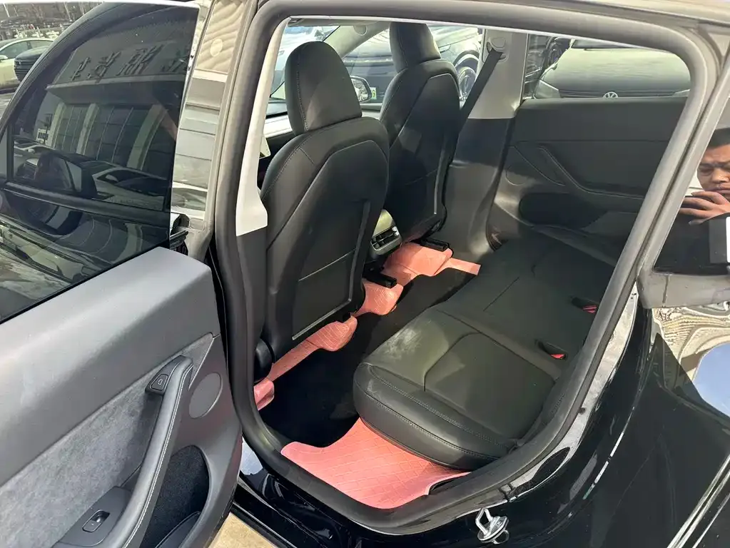Tesla Model Y 2023 из CN, фото 3