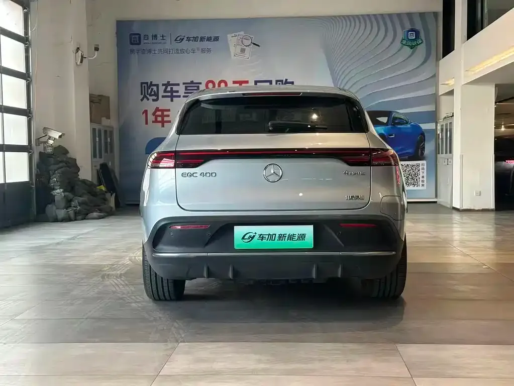 Mercedes-Benz EQC — фото 4