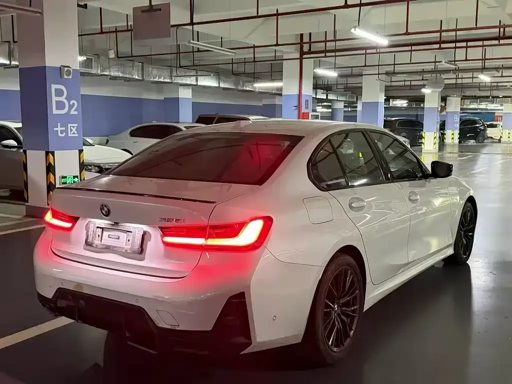 BMW 3 Series 2023 из CN, фото 3