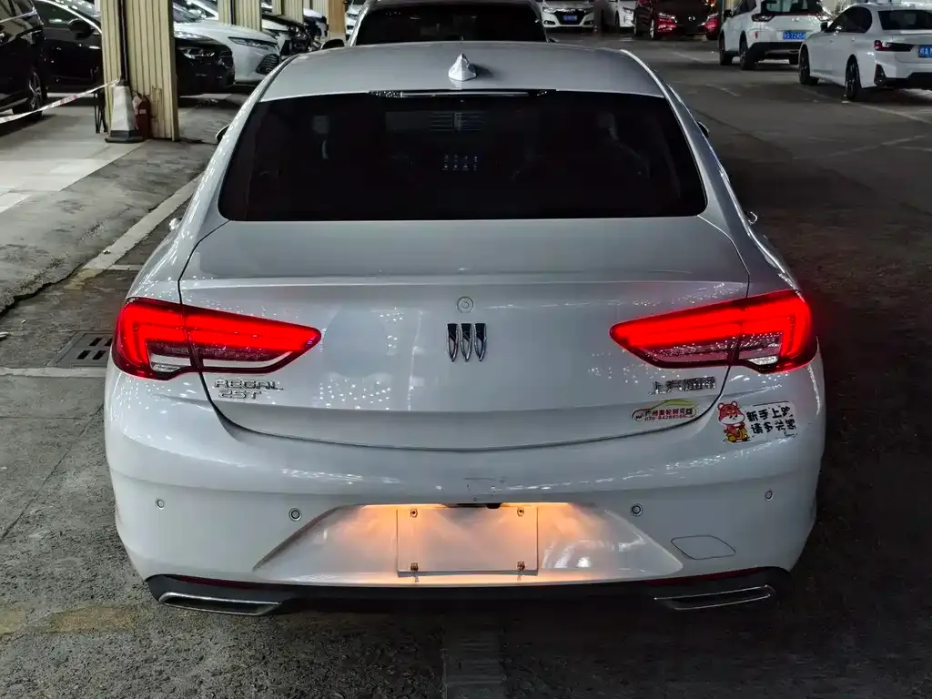 Buick Regal 2023 из CN, фото 3
