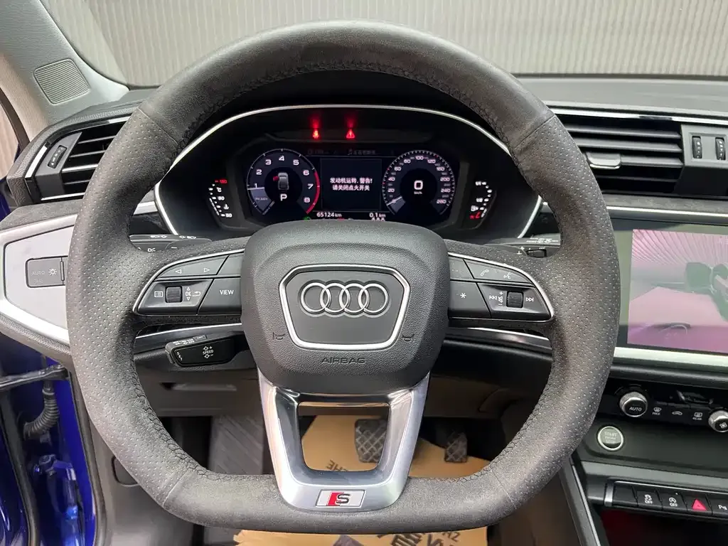 Audi Q3 Sportback — фото 4