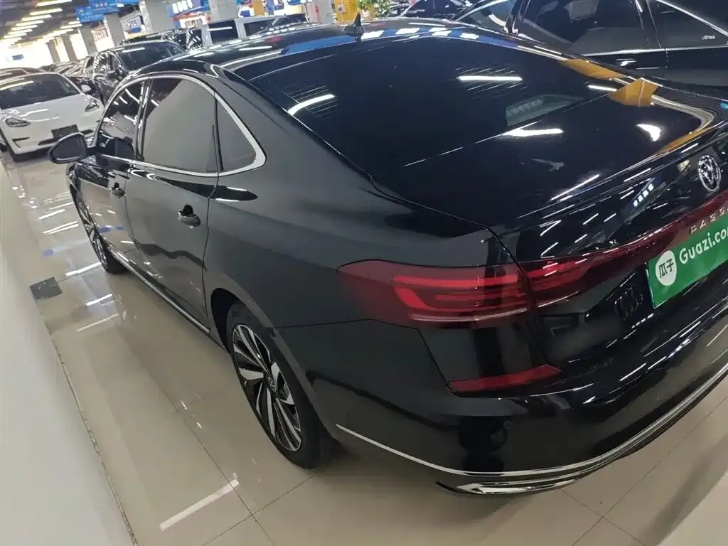 Volkswagen Passat — фото 5