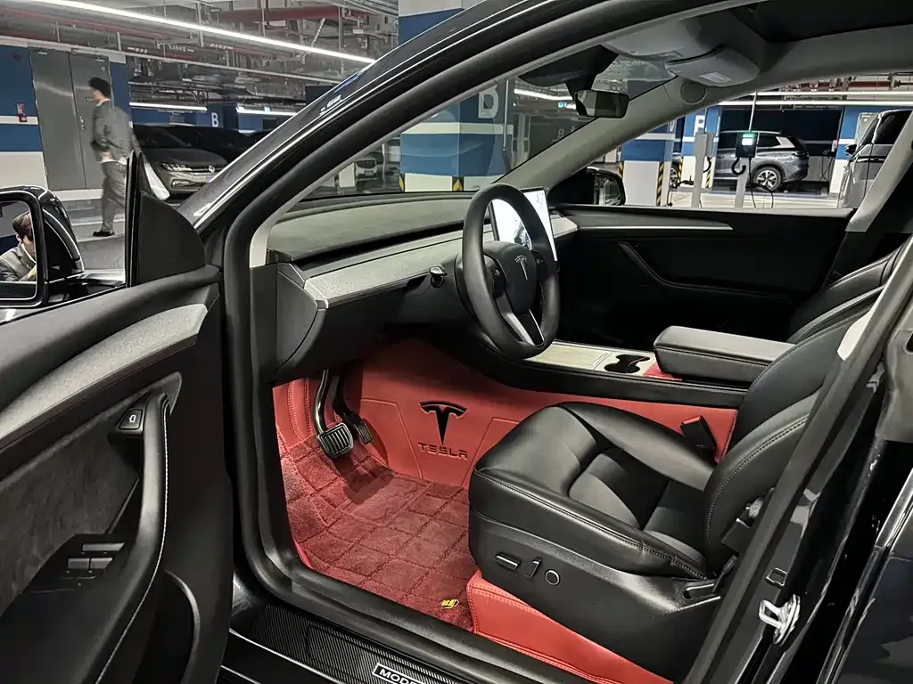 Tesla Model Y 2024 из CN, фото 7